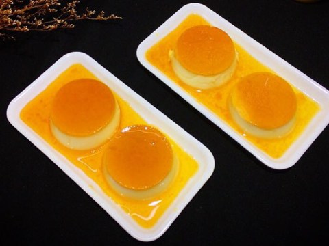 9x Xinh Như Mộng Chia Sẻ Bí Quyết Cho Món Bánh Flan Mịn Mượt Như Da Em Bé