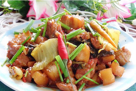 Ba Chỉ Xào Dưa Cải Chua Cực Kỳ Tốn Cơm đấy Nhé!