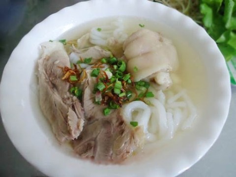 Bánh Canh Giò Heo Bà Rịa