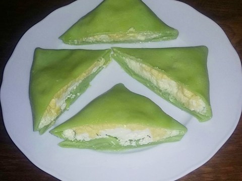 Bánh Crepe Sầu Riêng Vị Dừa Lá Dứa