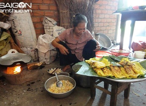 Bánh Xèo Gần Thường, Xa Thương