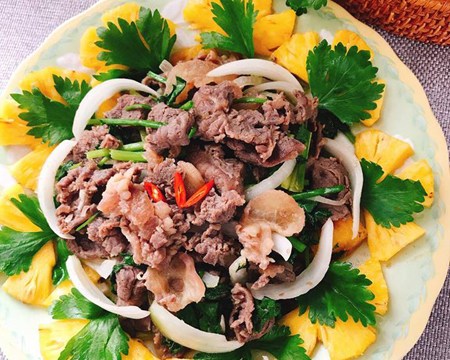 Bắp Bò Xào Dứa