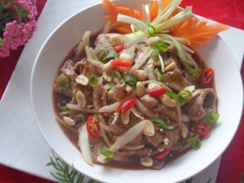 Bò Sốt Me Món Ngon Khó Chối Từ