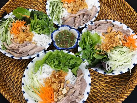 Bún Vịt Trộn Nhanh Cho Ngày Nắng Nóng