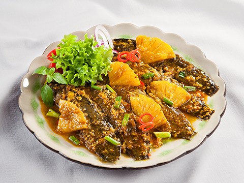 Cá Chạch Kho Sả