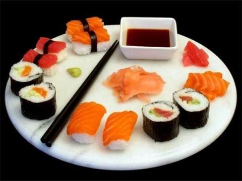 Cách ăn Sushi Chuẩn Không Phải Ai Cũng Biết