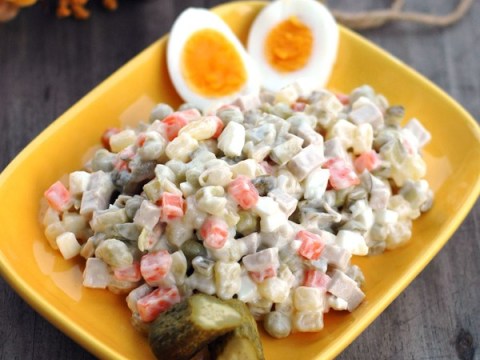 Cách Làm Món Salad Nga Truyền Thống Cực Ngon