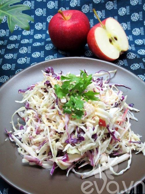 Cách làm món salad táo mật ong mát giòn, ngon đậm đà