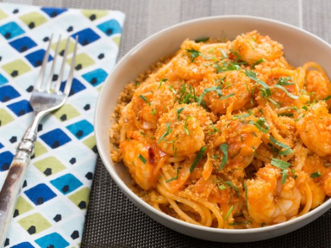 Cách Làm Món Spaghetti Xốt Tôm Nóng Hổi Cho Bữa Sáng Ngon Miệng