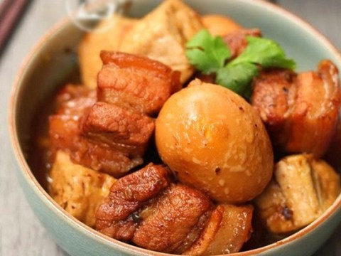 Cách Làm Món Thịt Kho Tàu Hấp Dẫn