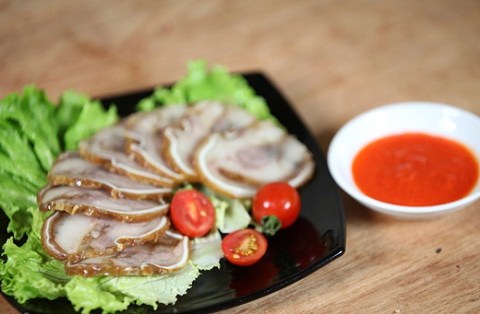 Cách Làm Tai Heo Hầm Ngũ Vị Dai Dai Sần Sật Cho Ngày Tết