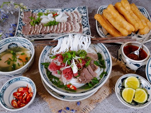 Cách Nấu Phở Bò Tại Nhà