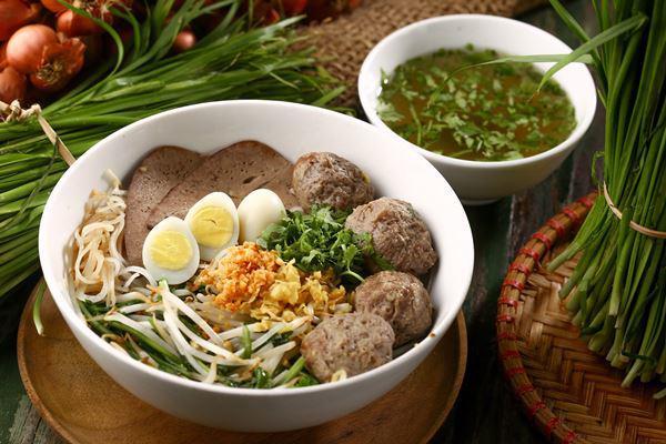 Cách nấu phở bò thơm ngon chuẩn vị đơn giản tại nhà