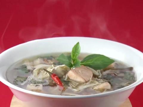 Canh Cá Hồi Nấu Nấm