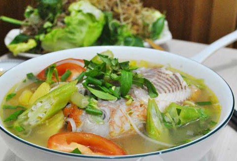 Canh Cá Nấu Chua Kiểu Miền Nam