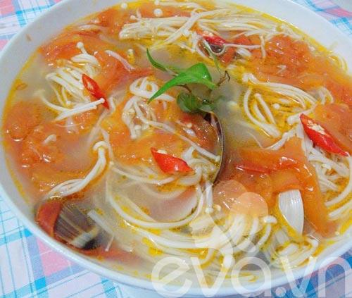 Canh ngao nấu nấm nóng hổi