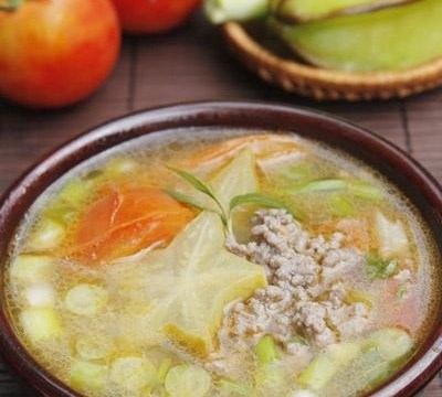 Canh Thịt Bò Nấu Khế Và Cà Chua Tuyệt Ngon