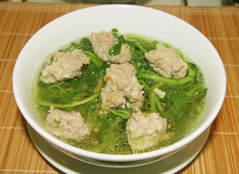 Canh Xà Lách Xoong Nấu Thịt Xay