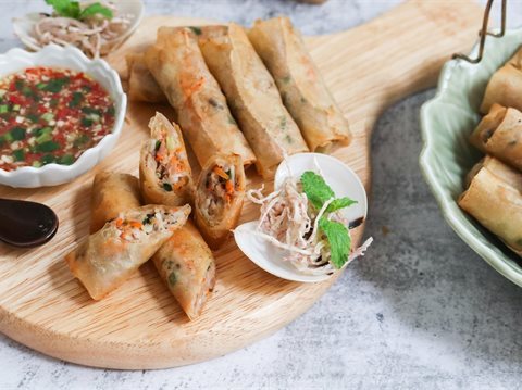 Chả Giò Nghêu Khoai Môn