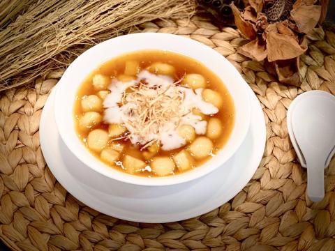 Chè Mochi Sắn Hot Là Thế Nhưng Hóa Ra Cách Làm Cũng Dễ Thôi, Tranh Thủ Ngày Nghỉ Chị Em Trổ Tài Nào!