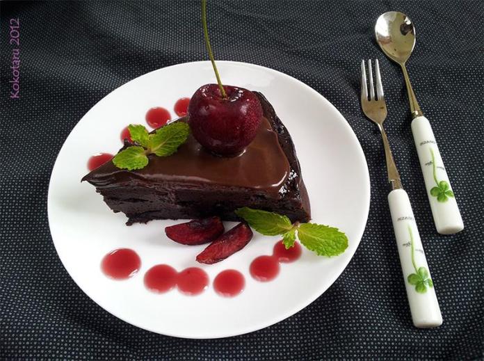 Chocolate cherry cake