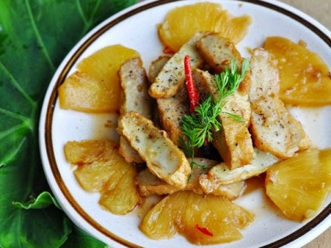 Chua Ngọt đậm đà Món Chả Cá Kho Dứa