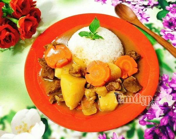 Cơm cà ri bò vừa ngon, lại đủ đầy dinh dưỡng