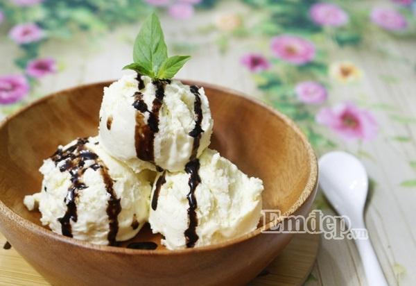 Công thức làm kem vanilla tại nhà "dễ như ăn kẹo"