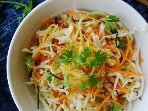 Giảm Cân Mà Vẫn Ngon Miệng Với Salad Rau Củ đầy Màu Sắc