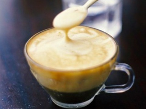 Học Ngay Cách Làm Cafe Trứng Thơm Lừng Nóng Hổi Chống Rét Mùa đông Này