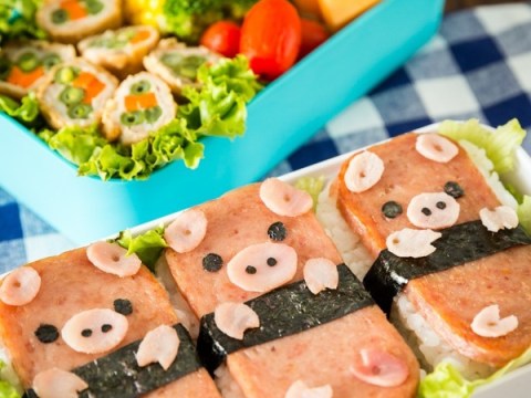 Làm Cơm Bento Chú Heo Xinh Yêu Dễ Như Trở Bàn Tay