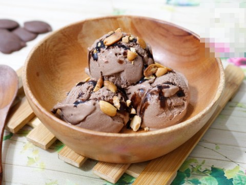 Làm Kem Chuối Chocolate Dẻo Thơm Mà Không Cần Máy