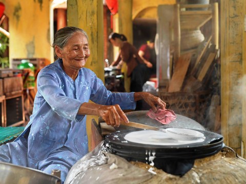 Làm Tô Mì Quảng Mà Thương Nhau Cùng