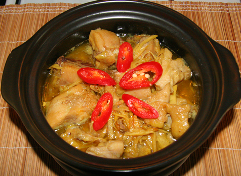 Mắm Thơm Kho Thịt Gà