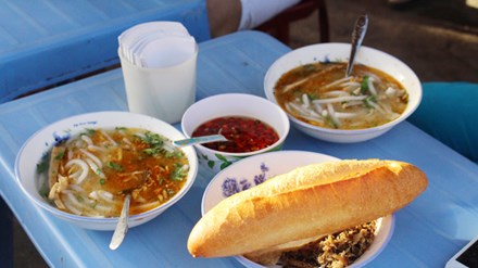 Mê Hoặc Nồi Bánh Canh đằm Vị Biển