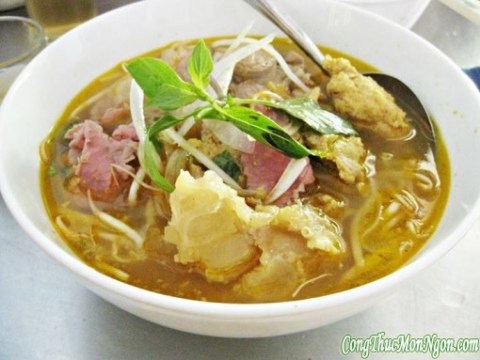 Món Bún Bò Huế