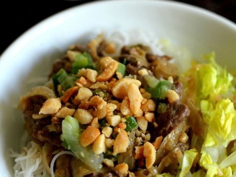 Món Bún Bò Xào Ngon Miệng