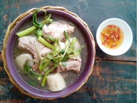 Món Ngon Bữa Trưa: Canh Khoai Sọ Rau Rút, Món Ngon Bổ Dưỡng