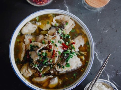 Muốn Canh Cá Không Tanh, Không Lo Hóc Xương Thì Hãy Nấu Theo Cách Này