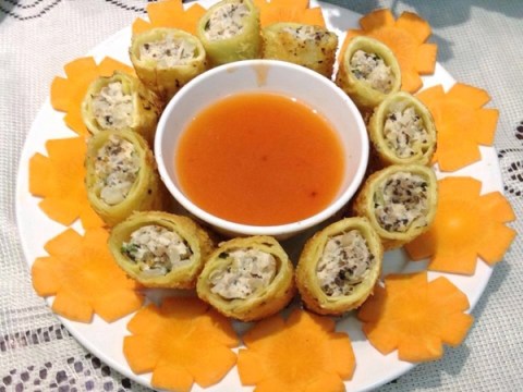 Nem Gà Cuốn Vỏ Bánh Gối