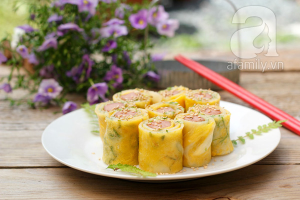 Pancake cuộn xúc xích cho bữa sáng đầy hứng khởi