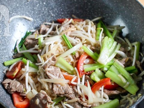 Phở Xào Bò Cực Ngon Cho Ngày Cuối Tuần