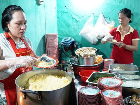 Quán Cơm Gà Hơn Nửa Thế Kỷ Giữa Lòng Phố Cổ Hội An