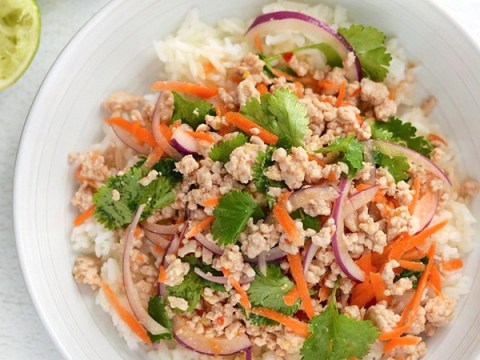 Salad Rau Củ Làm Kiểu Này Thì Không Ai Có Thể Chối Từ