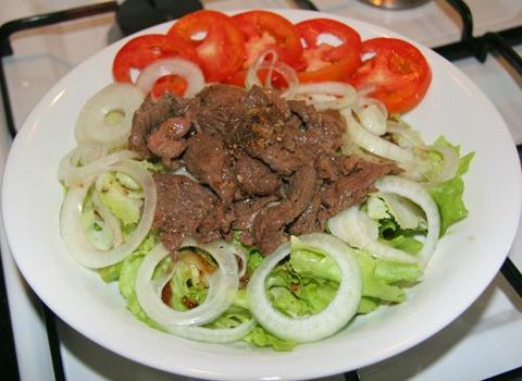 Salad Xà Lách Trộn Thịt Bò Thanh Mát Ngon Miệng