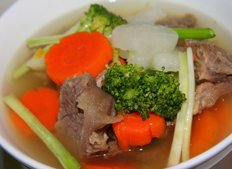 Soup Gân Bò Hầm Rau Củ Thanh Ngọt