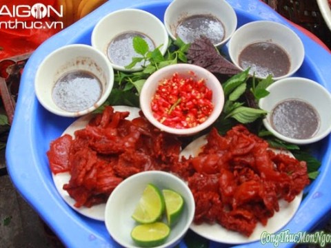 Sứa đỏ Mắm Tôm, Món Ngon Kỳ Lạ Của Hà Nội