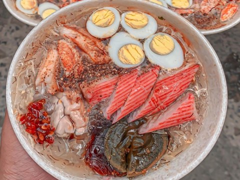 Súp Cua Topping ‘ngập Mặt’ ở Sài Gòn