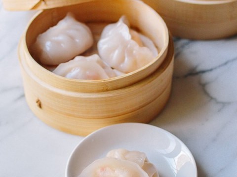 Trổ Tài Làm Món Dim Sum Mềm Mượt Ngon Không Thua Nhà Hàng!