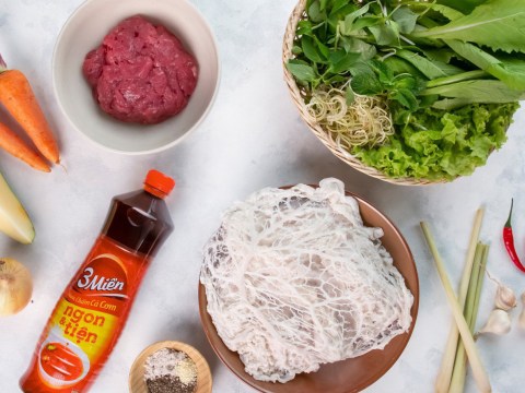 Vợ đảm Chia Sẻ Món Bò Nướng Mỡ Chài Từ Công Thức Của Helen’s Recipes, Nhìn Thành Quả Là Biết Ngay Anh Chồng “số Hưởng”